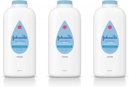 Johnson's Baby Cornstarch Baby Powder with Aloe and Vitamin E for Delicate Skin, Hypoallergenic, No Addded Parabens, and Dyes for Gentle Baby Skin Care, Baby Essentials, 1.5 oz