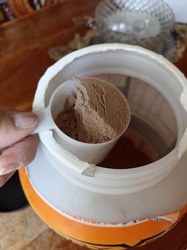 Body Fortress whey protein powder with creatine