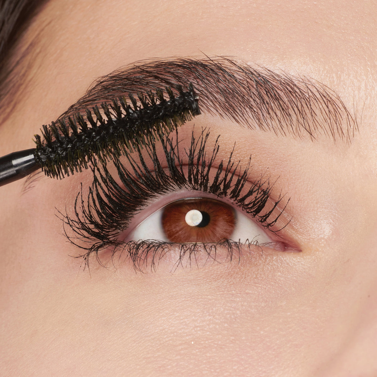Maybelline washable volumizing mascara in Glam Black