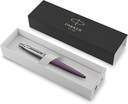Parker fountain pen for office and everyday writing