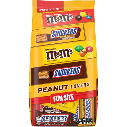 Fun size M&M'S SNICKERS candy assortment for sharing
