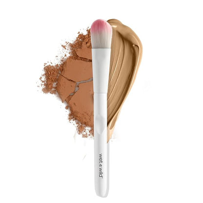 wet n wild foundation brush with synthetic bristles