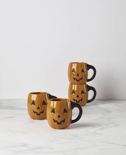 20oz Halloween mug shaped like a pumpkin