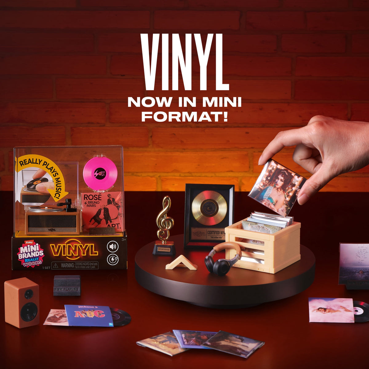 ZURU Mini Brands miniature turntable with real music playback