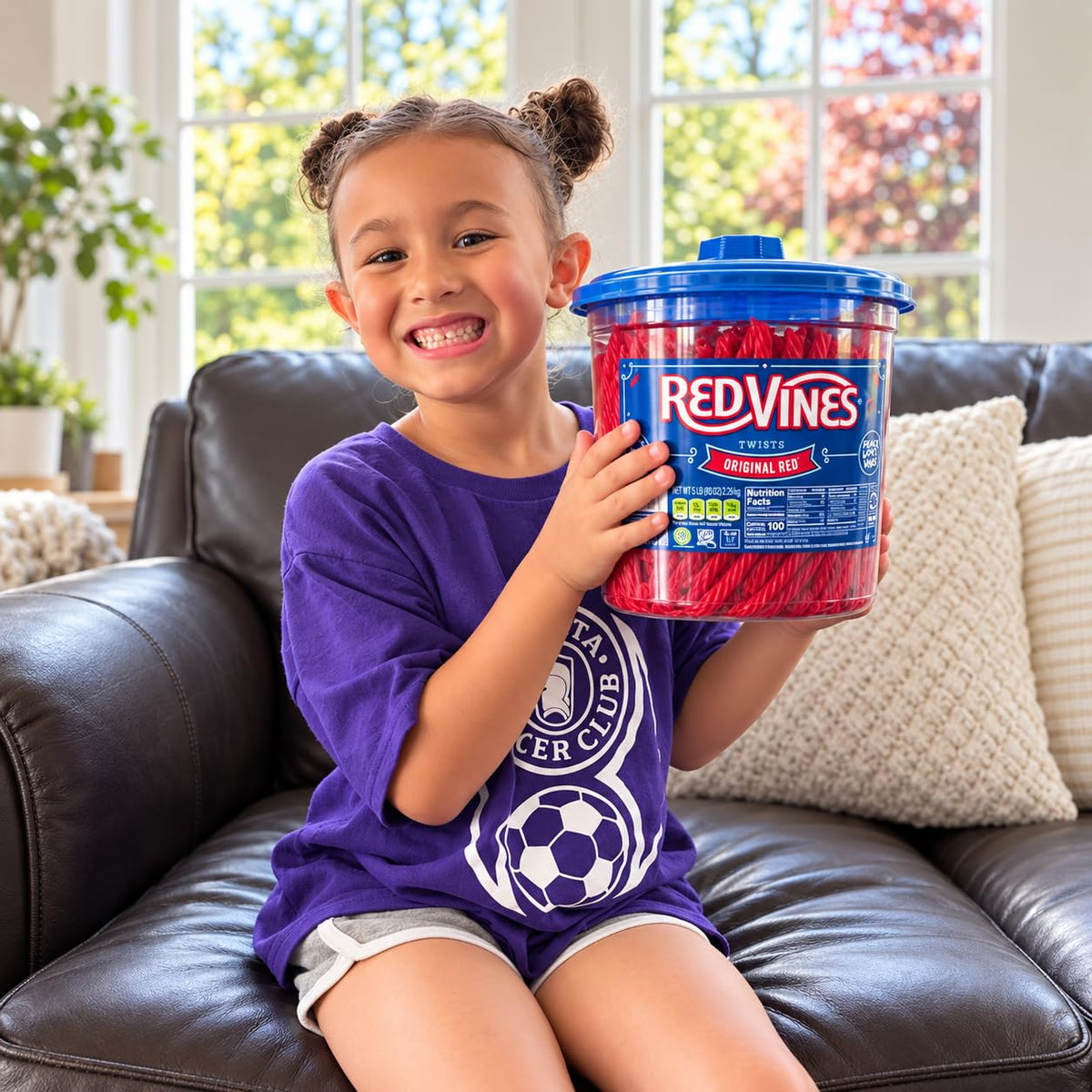 Red Vines 3.5 lb resealable red licorice candy jar
