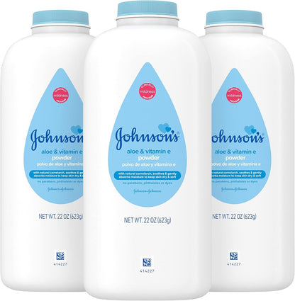 Johnson's Baby Cornstarch Baby Powder with Aloe and Vitamin E for Delicate Skin, Hypoallergenic, No Addded Parabens, and Dyes for Gentle Baby Skin Care, Baby Essentials, 1.5 oz