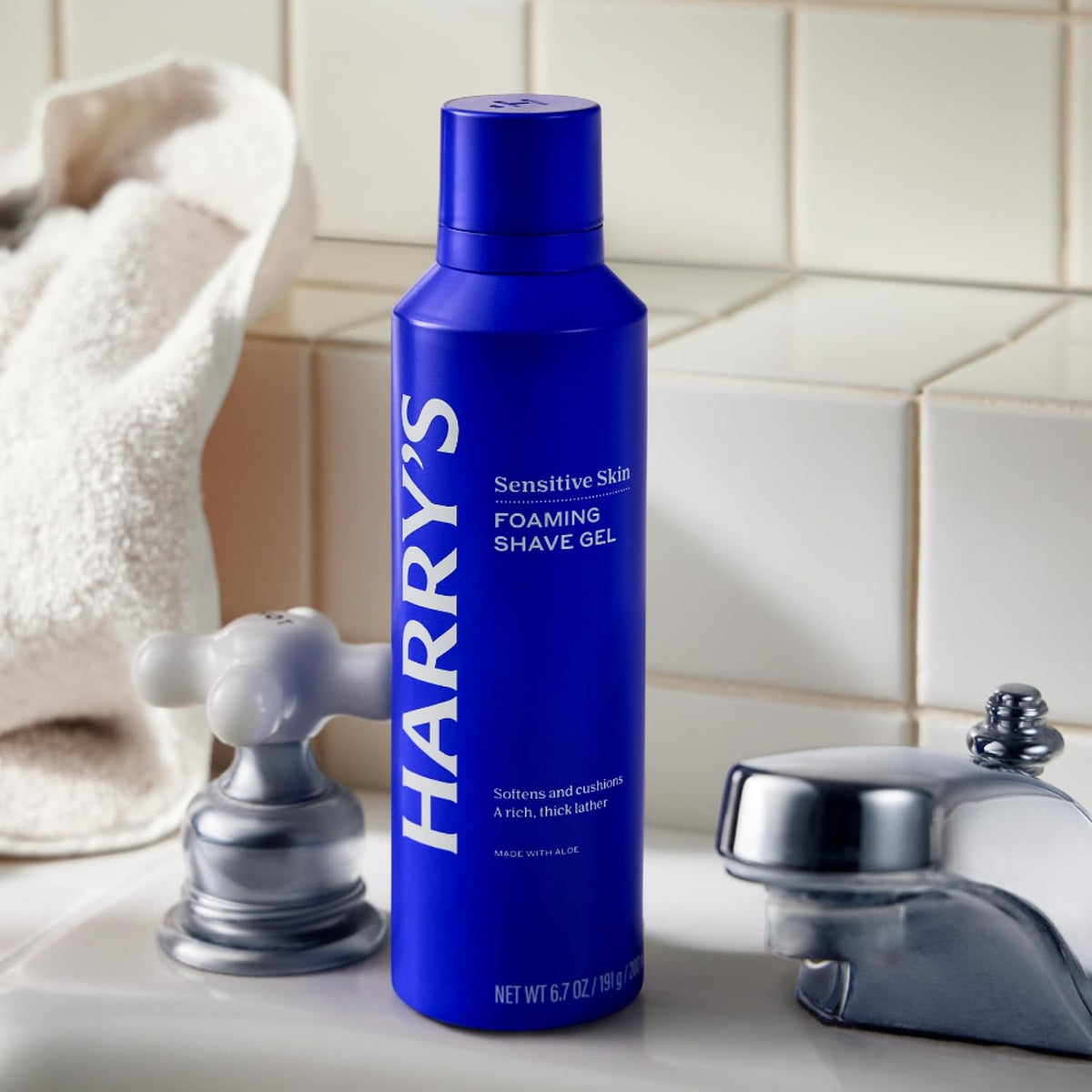 Men's foaming shave gel with aloe by Harry's