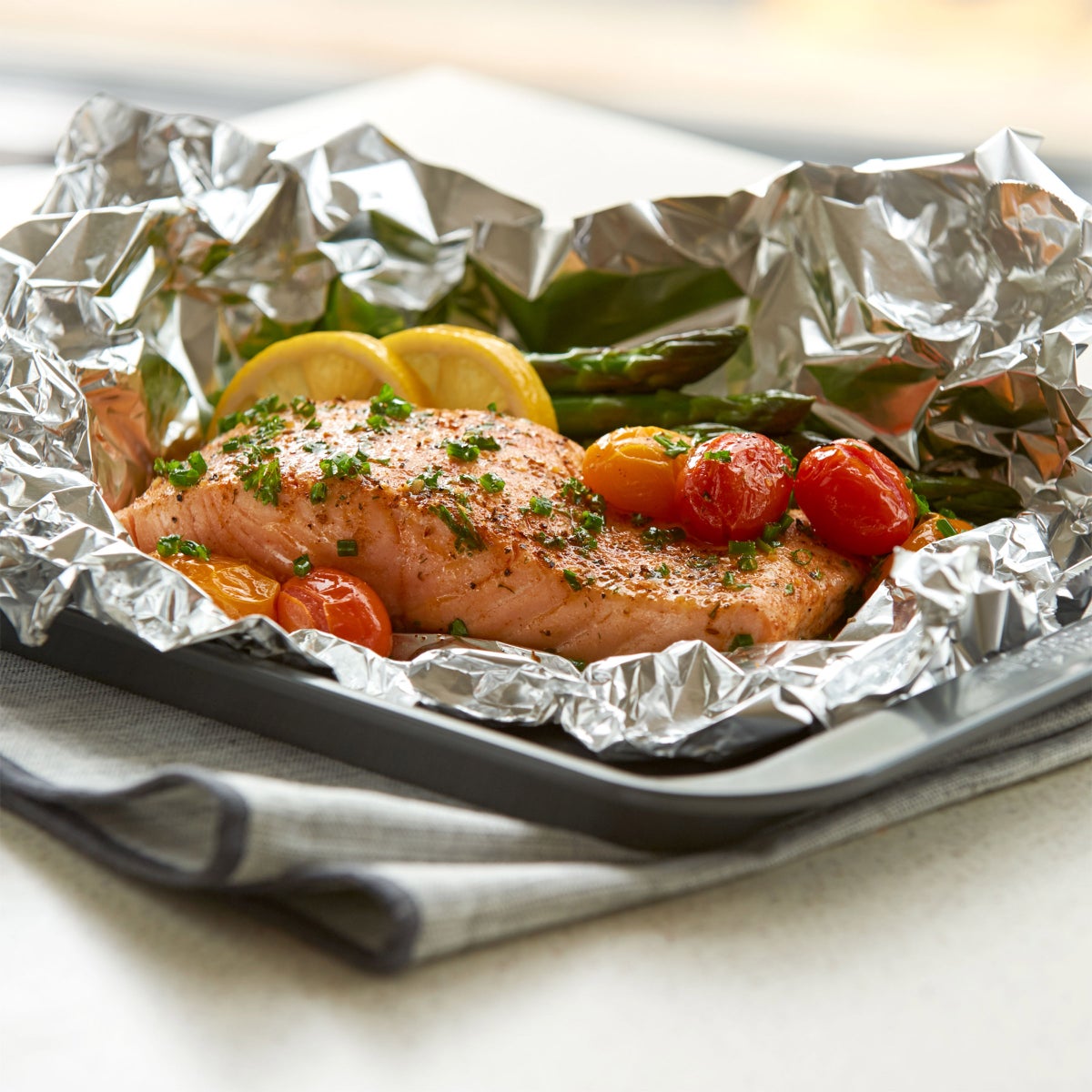 Reynolds Wrap kitchen food storage foil