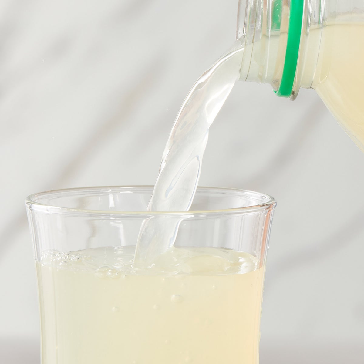 Two-count Kirkland Signature lemonade set