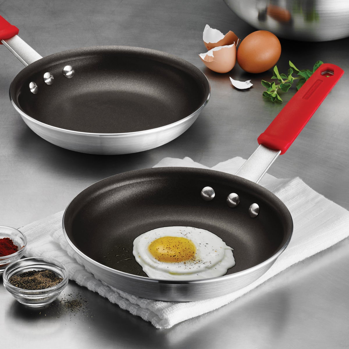 Tramontina 8 inch aluminum skillet 2-pack