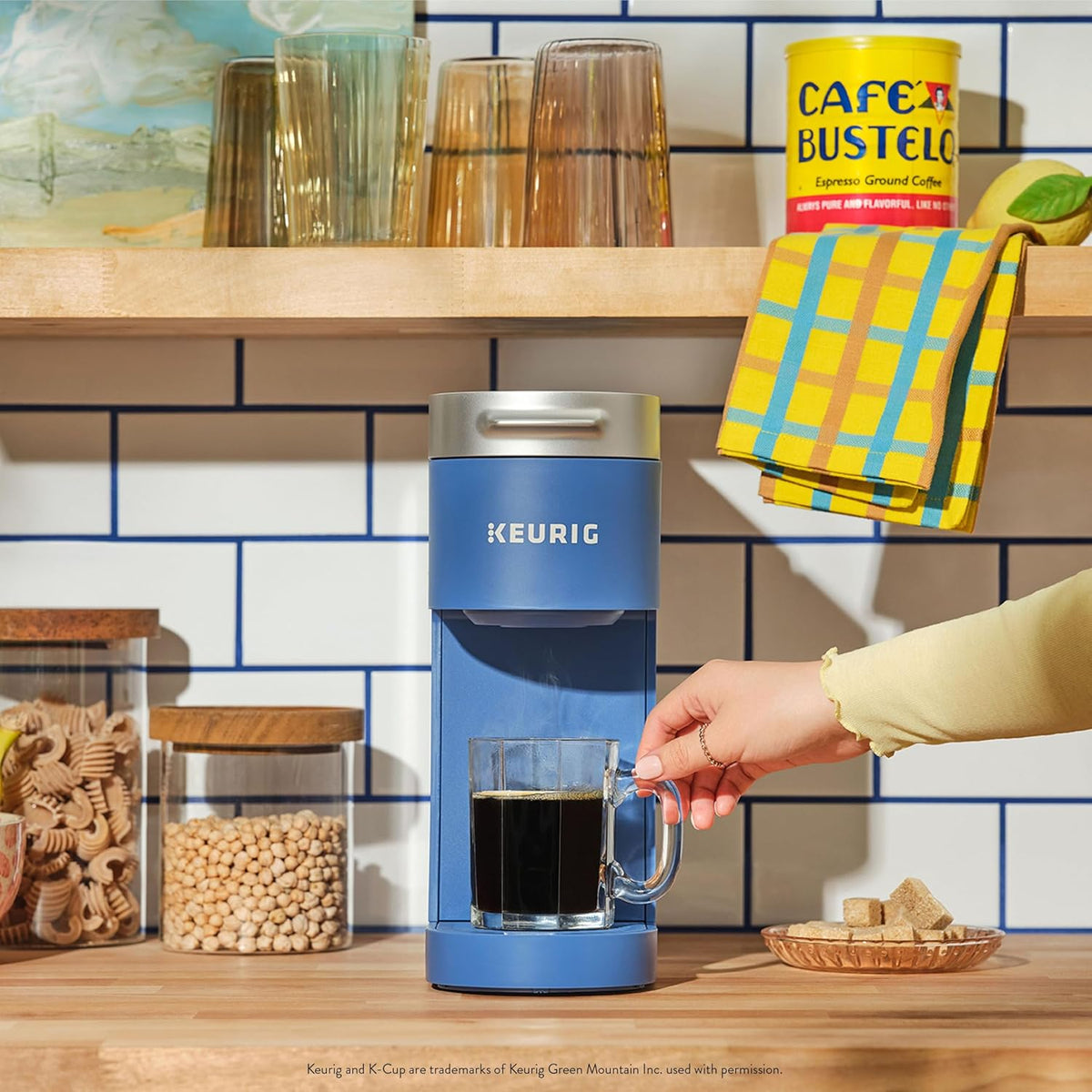 Café Bustelo dark roast 60-pod coffee pack