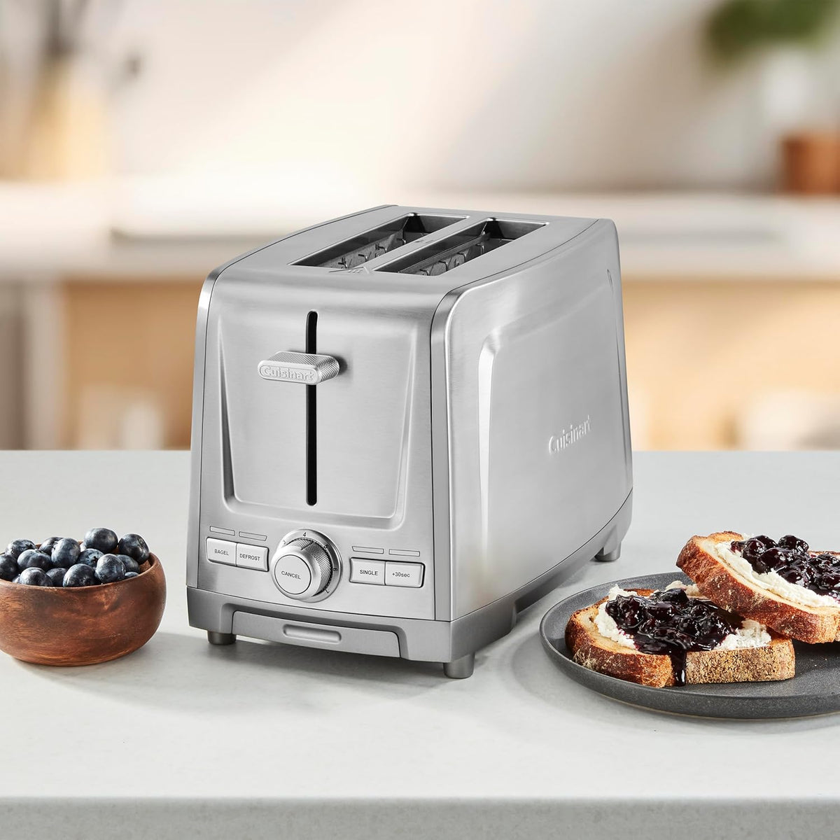 2-slice toaster with bagel and defrost controls