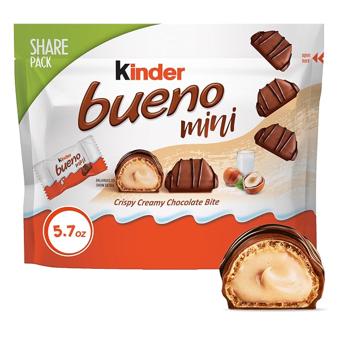 Kinder Bueno Mini Chocolate Hazelnut Cream Bites share pack