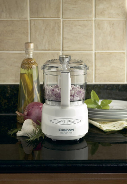 Cuisinart food chopper with reversible stainless steel blade