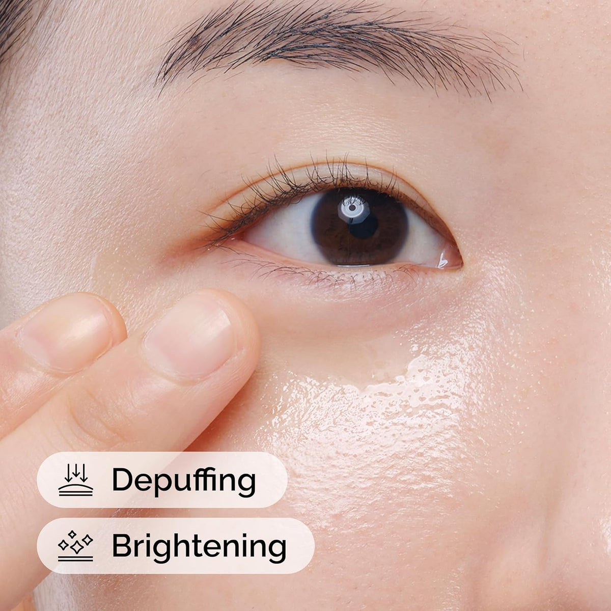 Lightweight caffeine eye serum for AM and PM routines