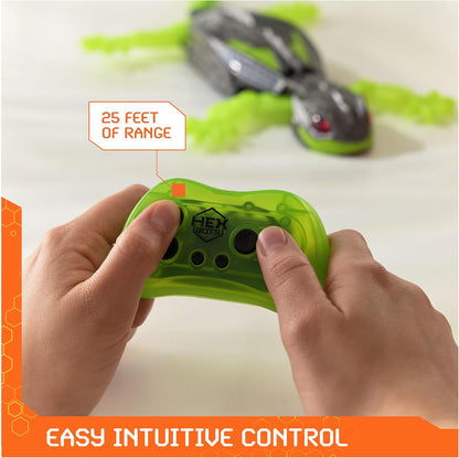 Remote control wall climbing gecko toy