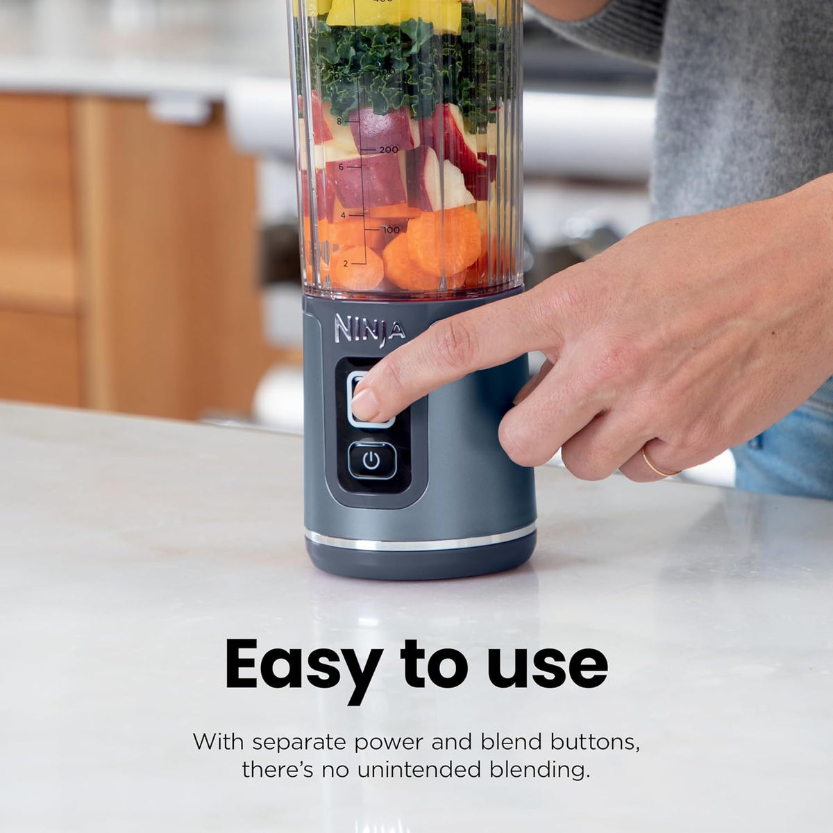 Portable Ninja blender with carrying handle