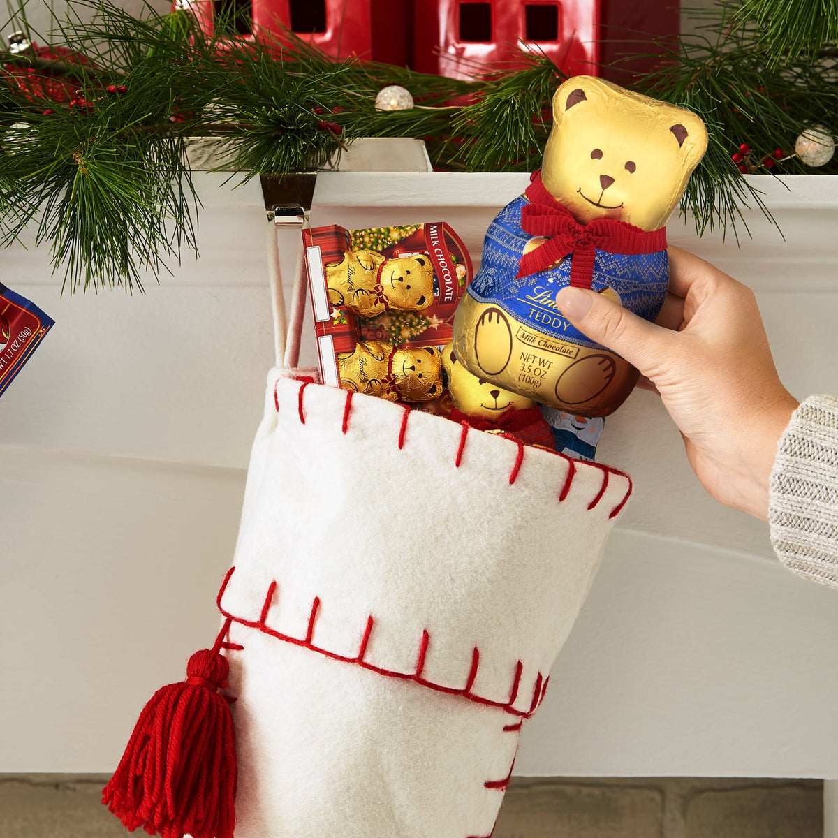 Lindt TEDDY holiday chocolate bear