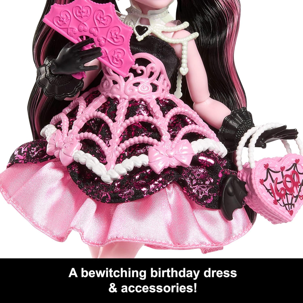 Monster High Scary Sweet Birthday Draculaura packaging