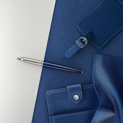 Parker Jotter pen with arrowhead clip detail