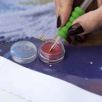 Beach-inspired diamond painting with starfish motifs
