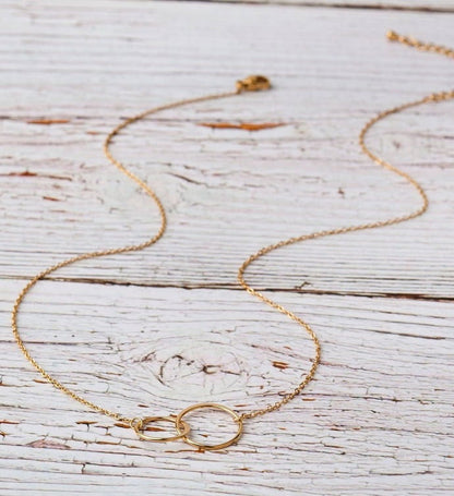 Anavia stainless steel triple infinity rings necklace