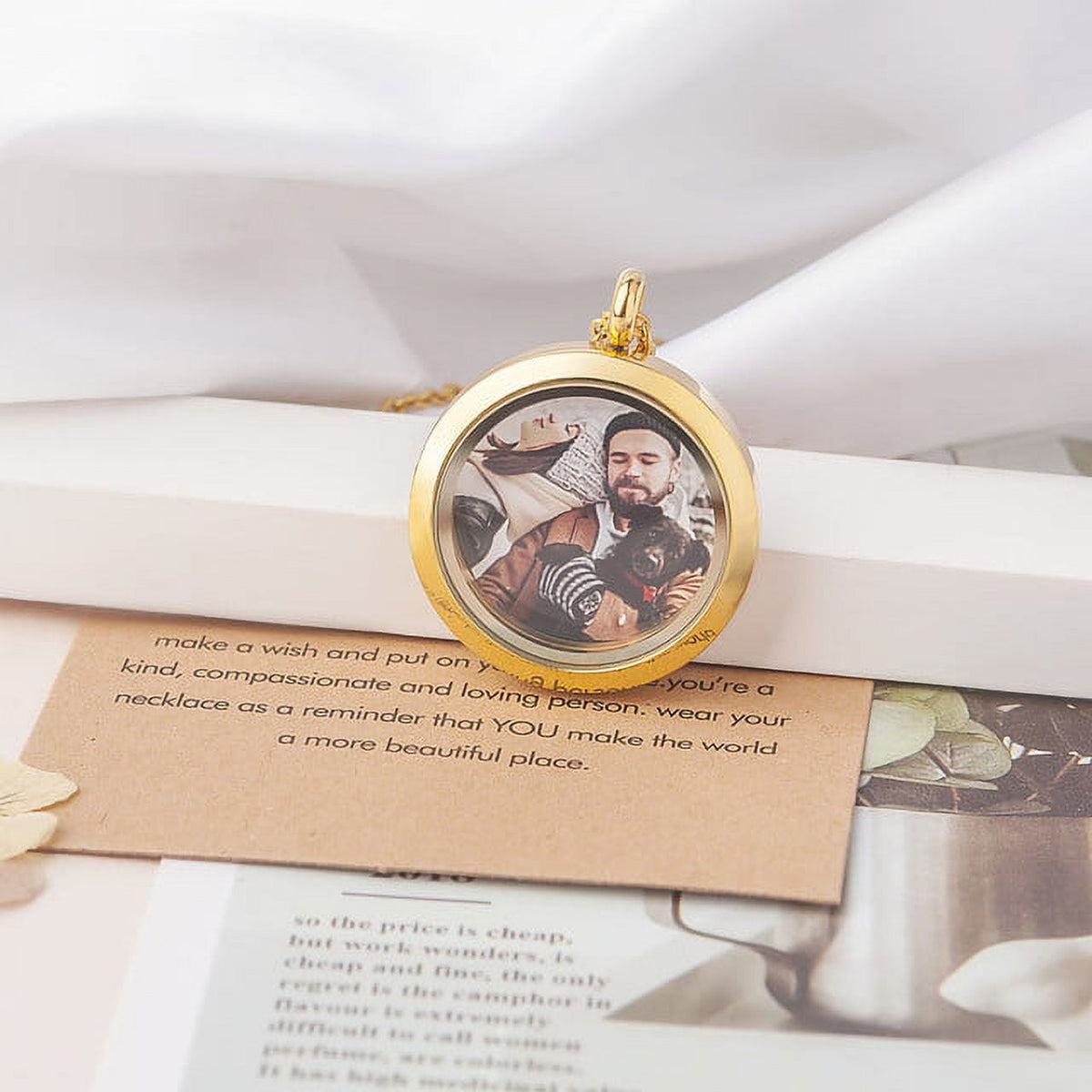 Pet photo locket necklace for meaningful gifting
