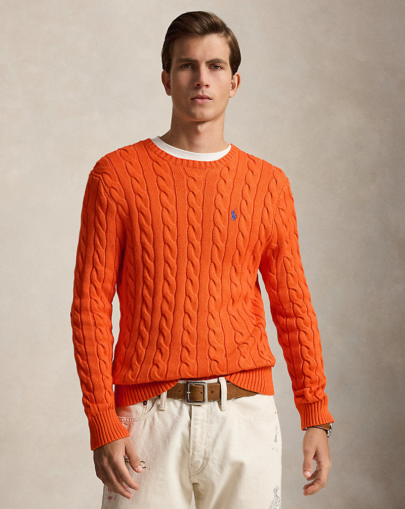 Refined casual sweater in cable knit